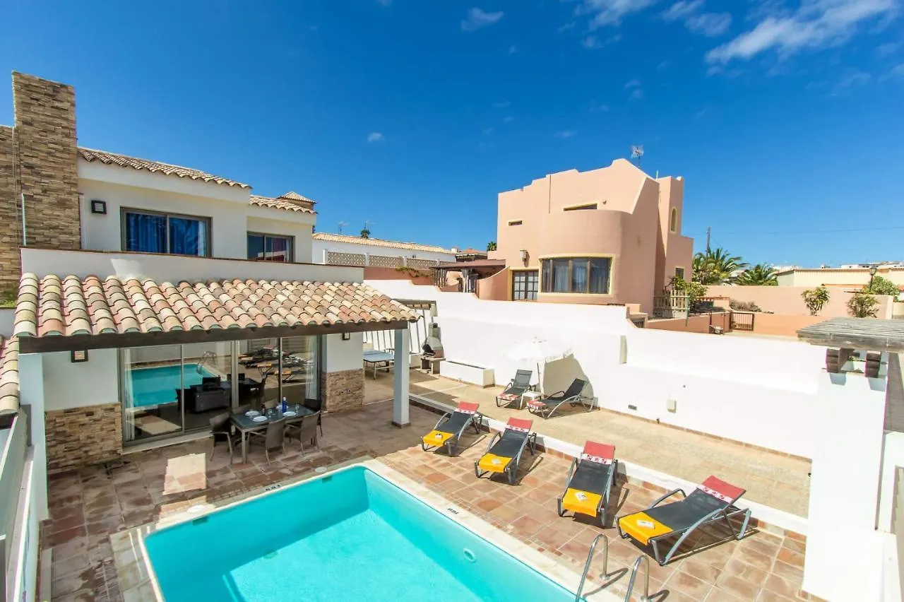 קורלחו Villa Juliana By Villa Plus