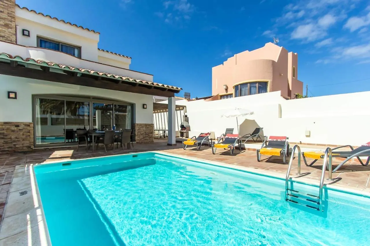 קורלחו Villa Juliana By Villa Plus